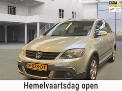 Volkswagen Golf - 1.4 TSI Cross