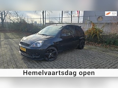 Ford Fiesta - 2.0-16V ST
