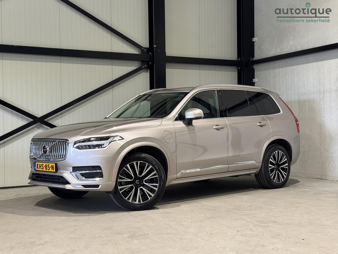 Volvo XC90 - 2.0 T8 Recharge AWD CORE | leder | navi |trekhaak | - AutoWereld.nl