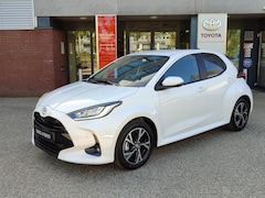 Toyota Yaris - 1.5 Hybrid 115 DYNAMIC STOEL/STUURVERW BLIND SPOT PARK-SENSOREN NAVI 16'' LM-VELGEN KEYLES