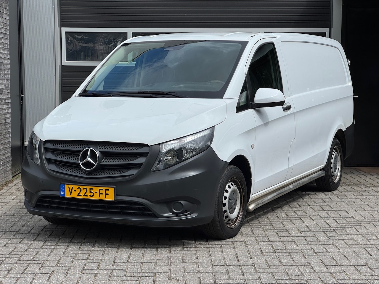 Mercedes-Benz Vito - 111 CDI Lang Bestelauto van het Jaar editie Airco, NAP - AutoWereld.nl