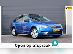 Skoda Octavia Combi - 1.6 TDI Elegance Businessline Pano/Navi/Clima/PDC