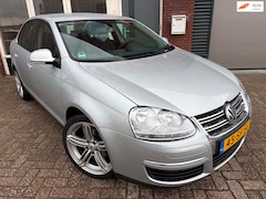 Volkswagen Jetta - 1.6 FSI / Airco / LM / NAP / Cruise