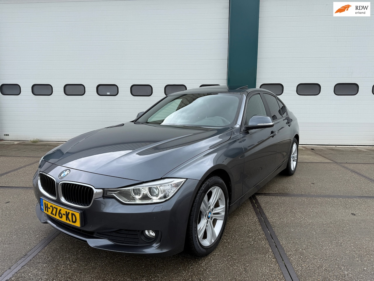 BMW 3-serie - 316i High Executive 316i High Executive - AutoWereld.nl