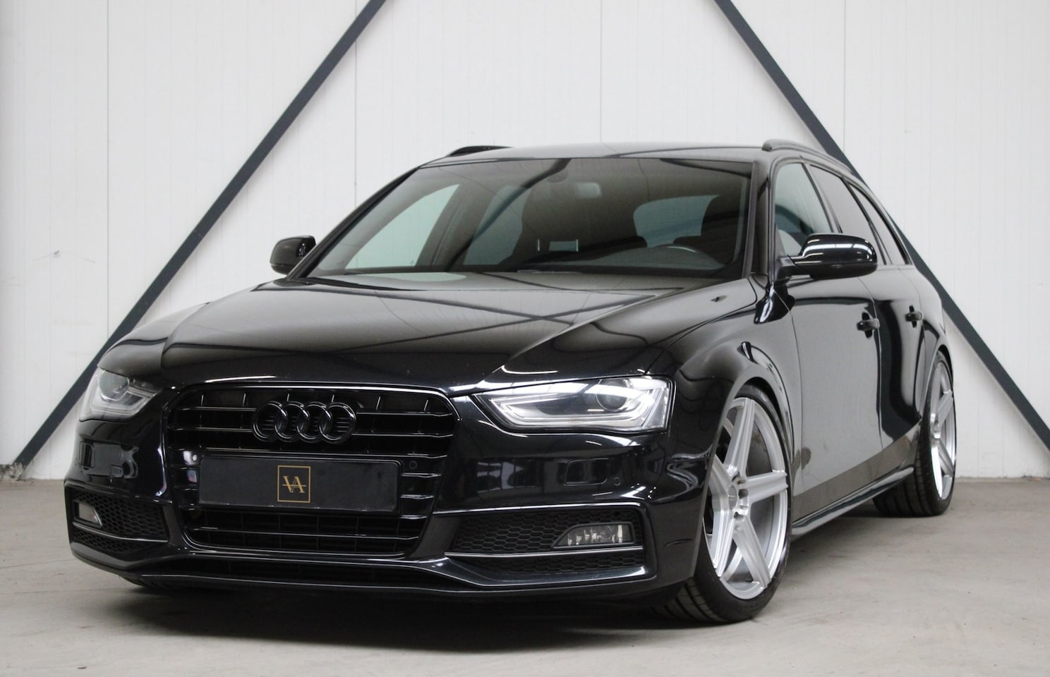 Audi A4 Avant - 1.8 TFSI 3X S-Line l Bang & Olufsen l 19 inch - AutoWereld.nl