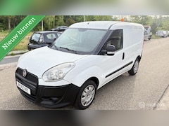 Fiat Doblò Cargo - Benzine Airco lees tekst 1.4
