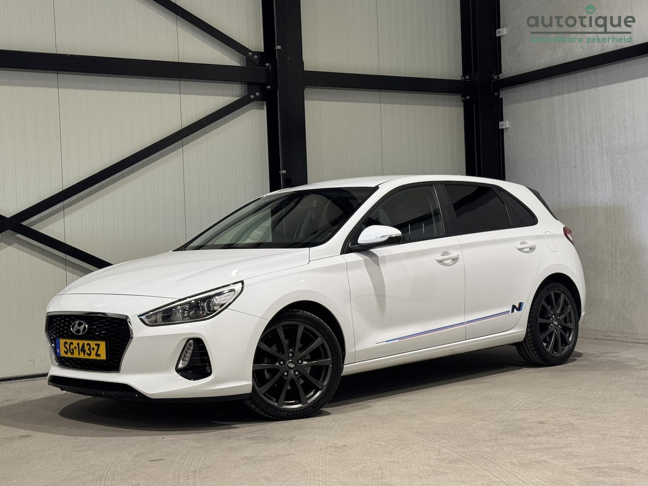 Hyundai i30 - 1.4 T-GDI Comfort | N-Sport | navi | privacy glas | - AutoWereld.nl