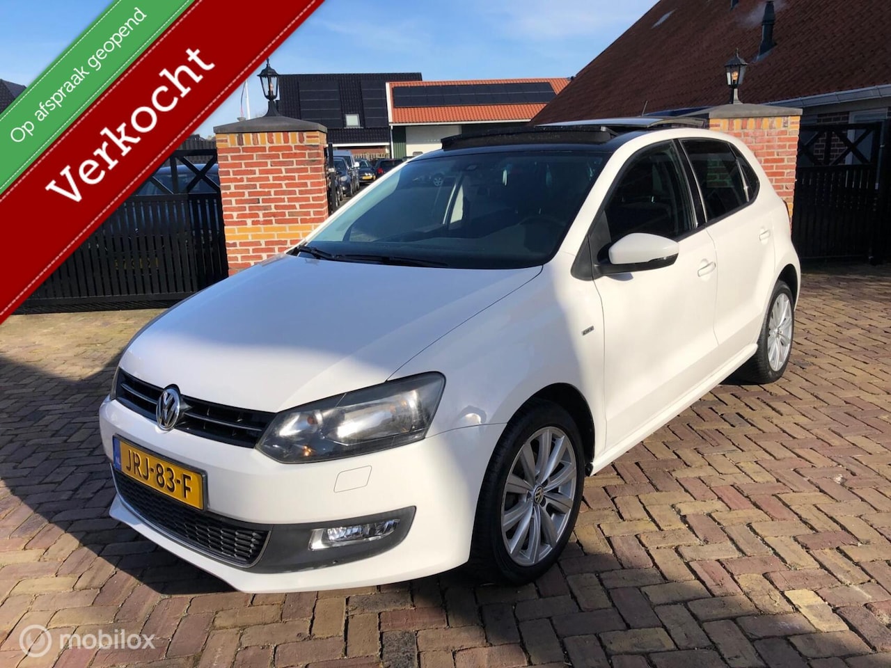 Volkswagen Polo - 1.2 Life Panodak Cruise Clima - AutoWereld.nl
