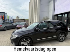 Volkswagen Tiguan - 2.0 TSI 4Motion Highline AUTOMAAT PANO LED 220PK INRUIL MOGELIJK
