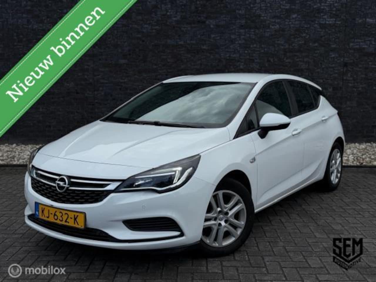 Opel Astra - 1.0 Selection 1.0 Selection - AutoWereld.nl