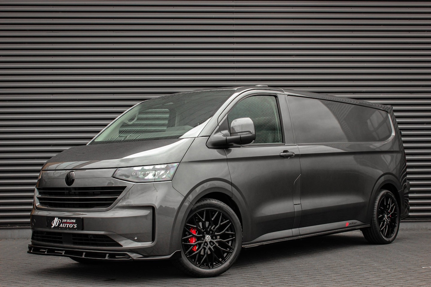 Volkswagen e-Transporter - 34 L2H1 64kWh 218PK / JB- EDITON / 325KM WLTP RANGE / APPLE CARPLAY / DRIVERS- PACK / FULL - AutoWereld.nl