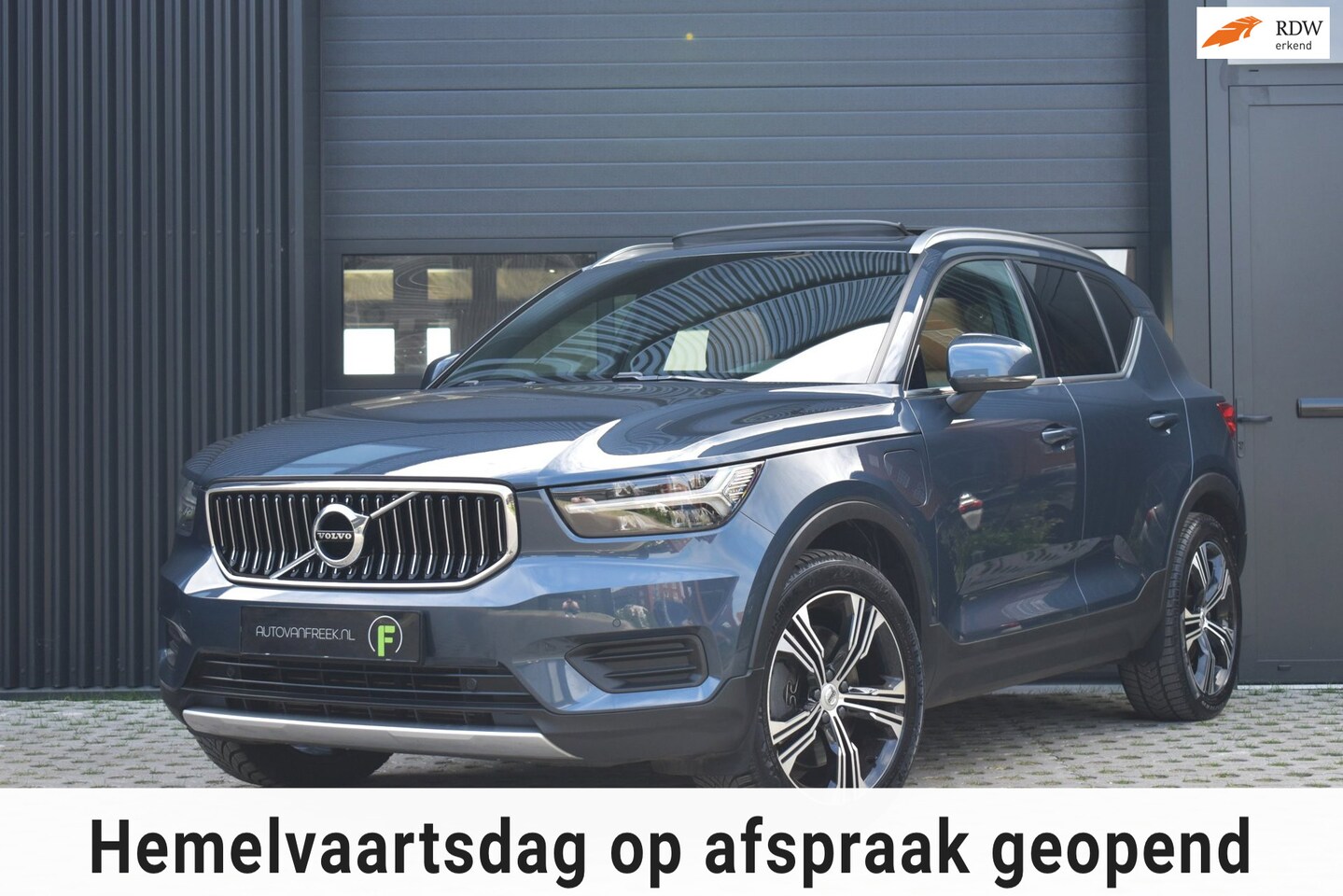 Volvo XC40 - 1.5 T4 Recharge Inscription Luxe | PANO | TREKHAAK 1800KG| 1E EIG | DEALER | LEDER | CARPL - AutoWereld.nl