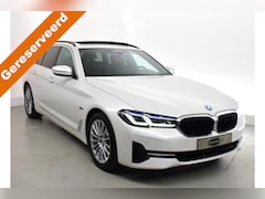 BMW 5-serie Touring - 520e High Executive-Comfortstoelen- Harman Kardon - Comfort/ Massage-HUD-Panorama-Trekhaak