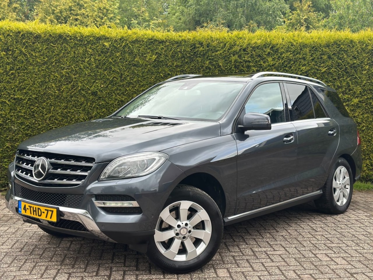 Mercedes-Benz M-klasse - BLUETEC 4MATIC  Achteruitrijcamera  Schuifdak  Trekhaak 3500KG - AutoWereld.nl