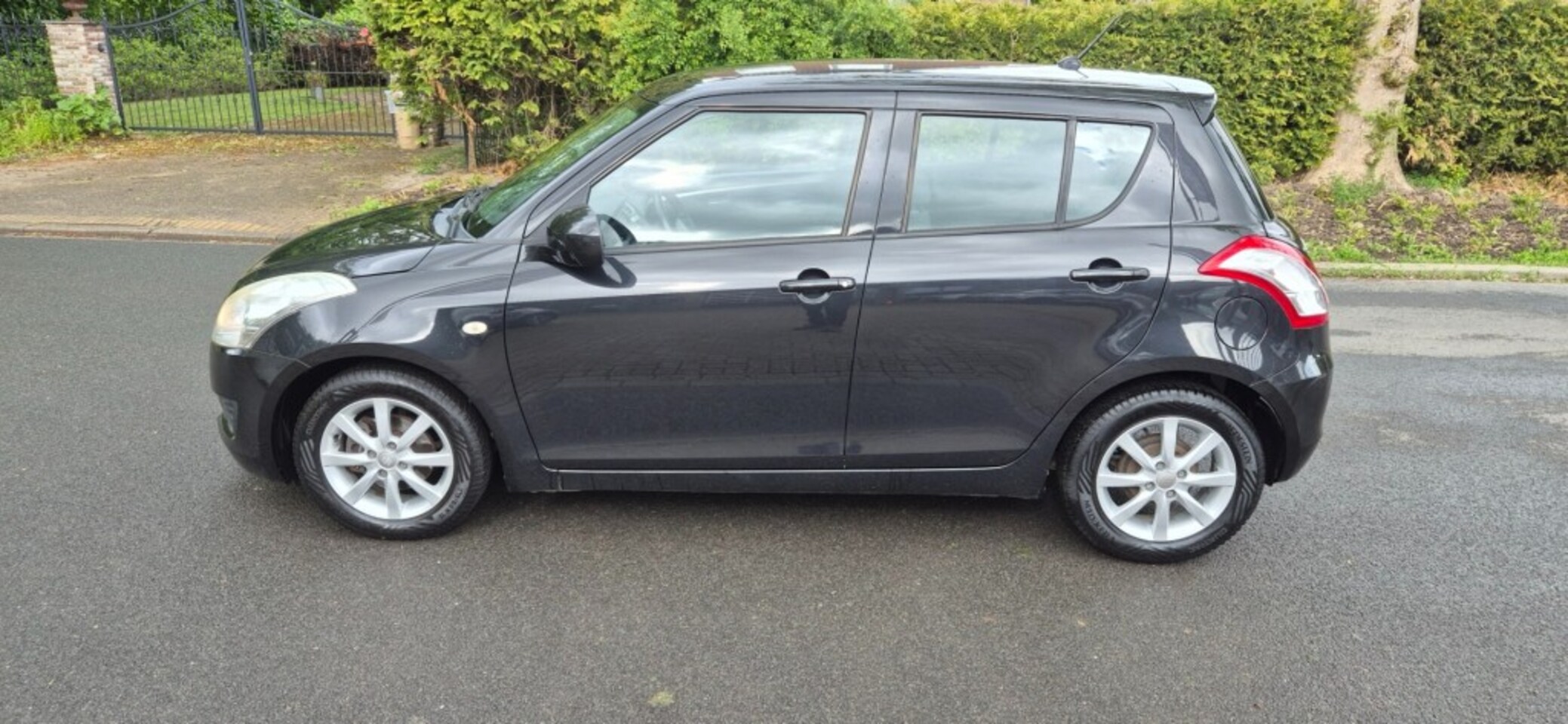 Suzuki Swift - 1.2 comfort*airco*automaat*Cruise*stoelverw.*NAP*LMV* - AutoWereld.nl