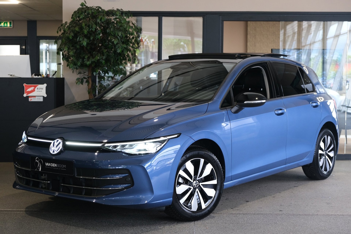 Volkswagen Golf - 8.5 1.5 eTSI 115PK DSG Goal Edition Pano Navi Cam ACC - AutoWereld.nl