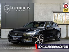Volvo V60 - B4 Ultra Dark Pano 360c B&W Massage 19''