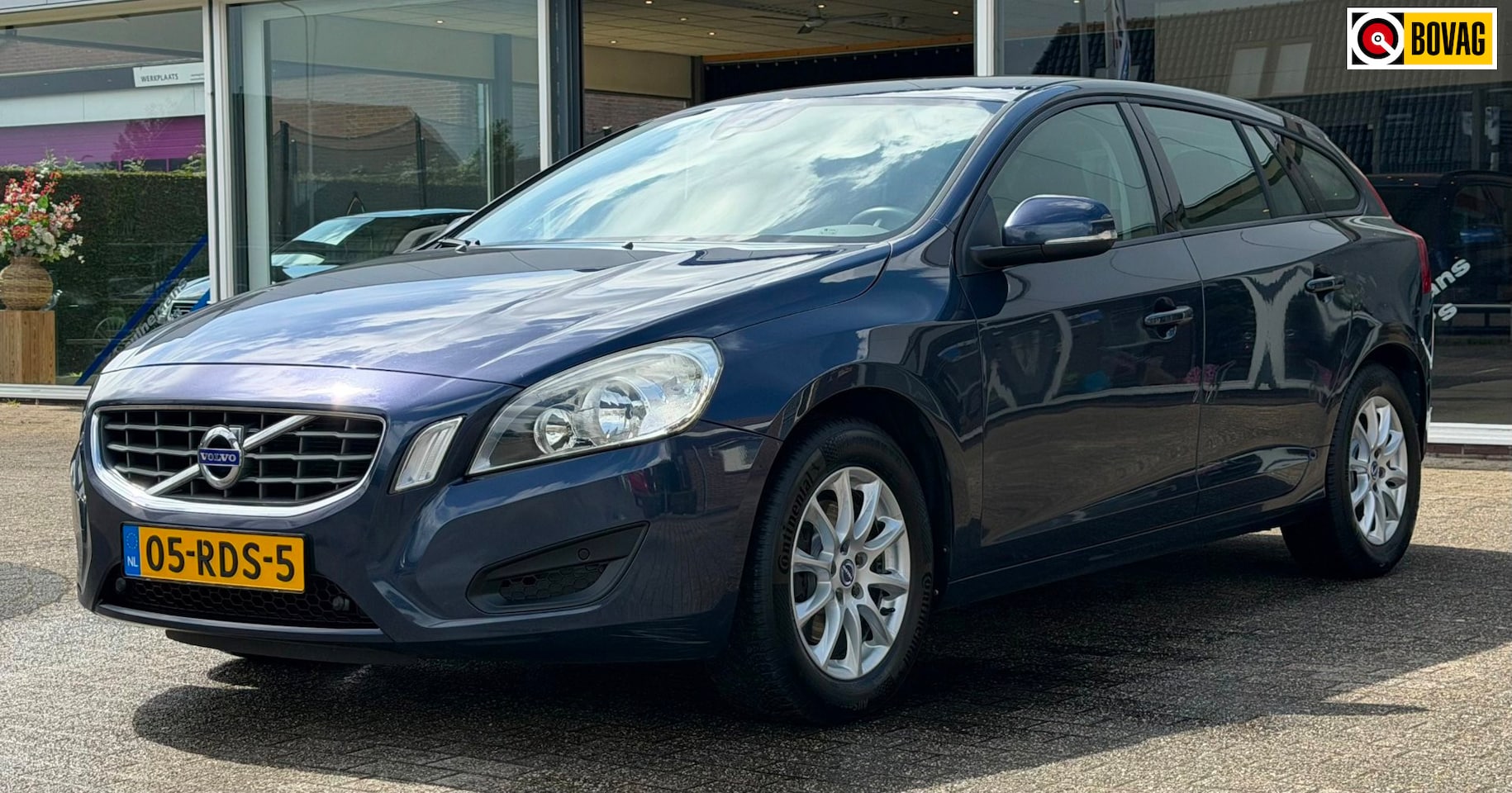 Volvo V60 - 1.6 T3 / TREKHAAK / NW APK / PDC / ALL SEASON - AutoWereld.nl