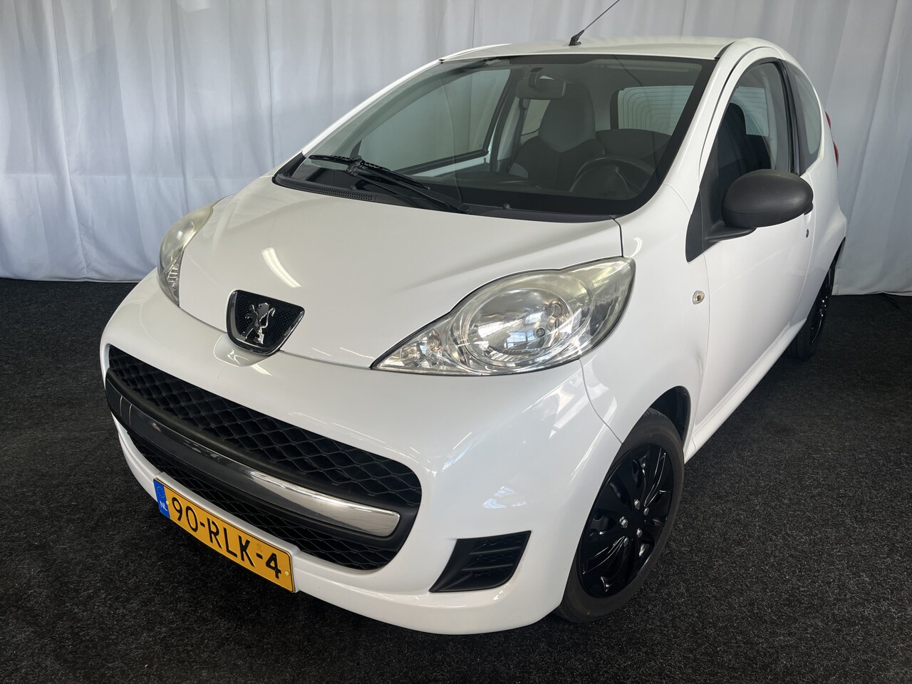 Peugeot 107 - 1.0-12V XR AIRCO/RADIO/STUURBEKR./NAP - AutoWereld.nl