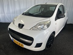 Peugeot 107 - 1.0-12V XR AIRCO/RADIO/STUURBEKR./NAP