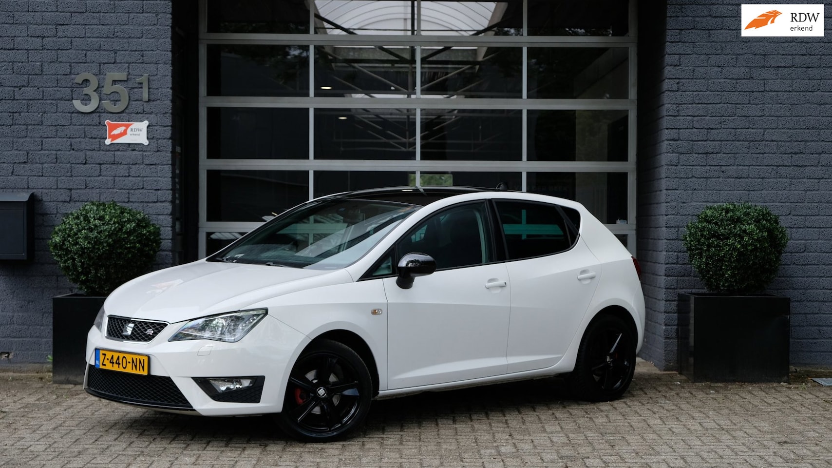 SEAT Ibiza - 1.2 TSI FR 140PK ( JD ) Airco|Bluetooth|Cruise|LED - AutoWereld.nl