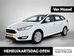 Ford Focus Wagon - 1.0 Lease Edition | CRUISE CONTROL | NAVIGATIE | TREKHAAK | FROZEN WHITE |