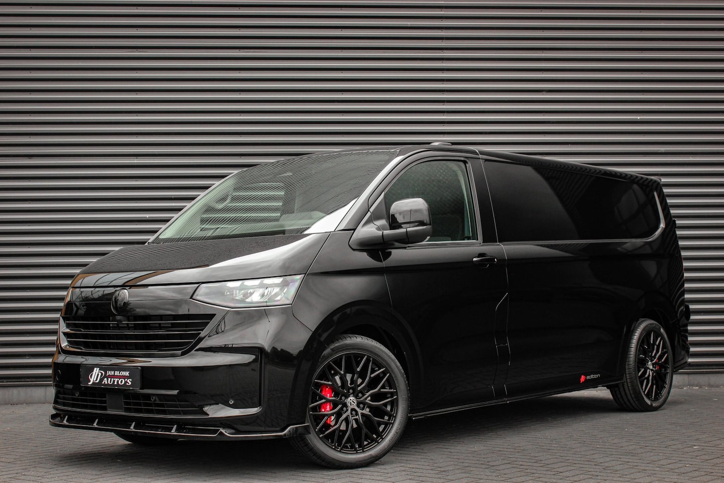 Volkswagen e-Transporter - 34 L2H1 64kWh 218PK / JB- EDITON / 325KM WLTP RANGE / APPLE CARPLAY / DRIVERS- PACK / FULL - AutoWereld.nl