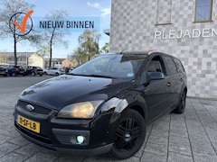 Ford Focus Wagon - 1.6 16V Ghia Ecc Lmv Trekhaak