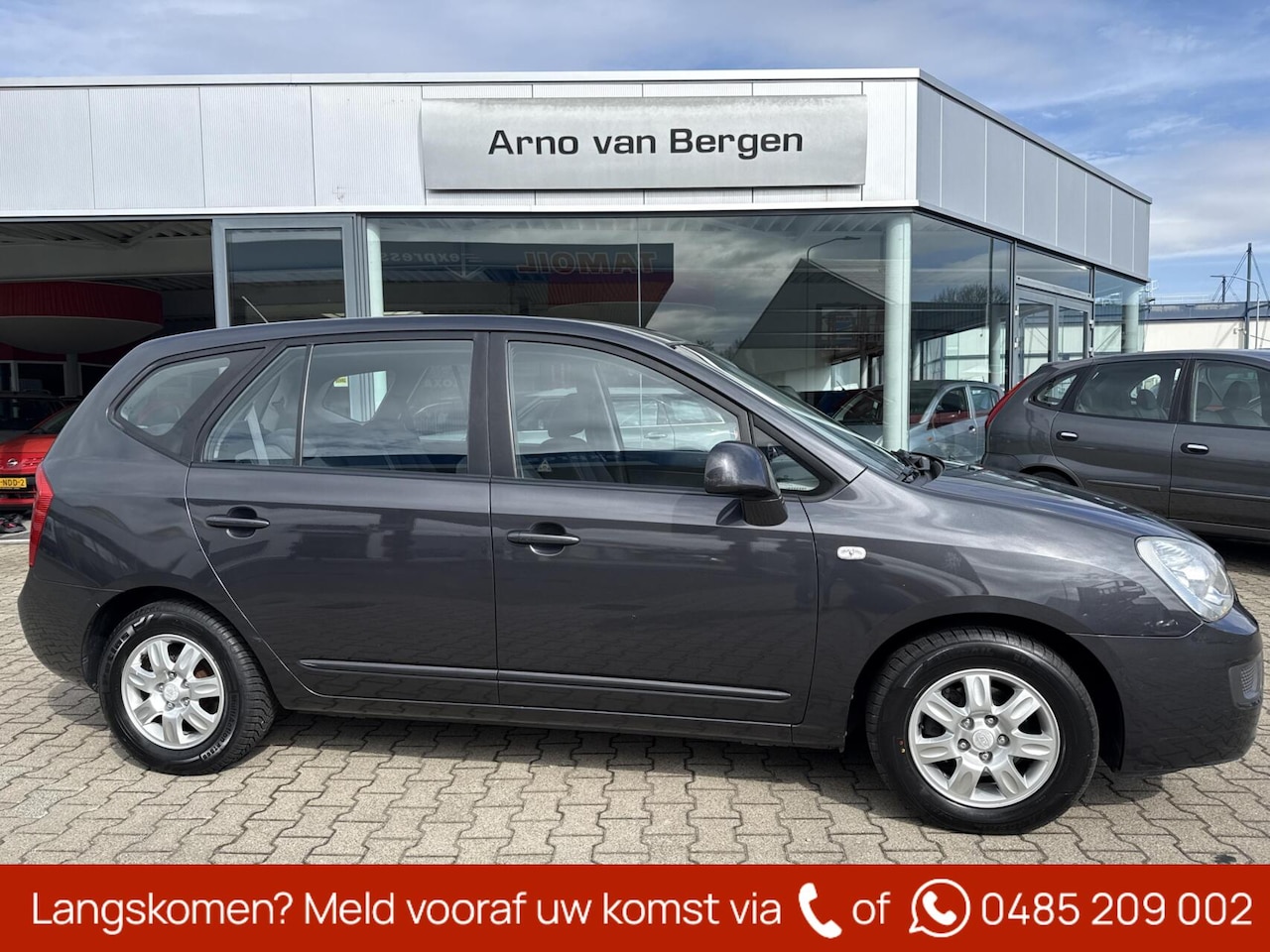 Kia Carens - 2.0 CVVT X-tra 7 PERSOONS, airco, afkomstig van de 2e eigenaar, nieuwe distributieset. - AutoWereld.nl