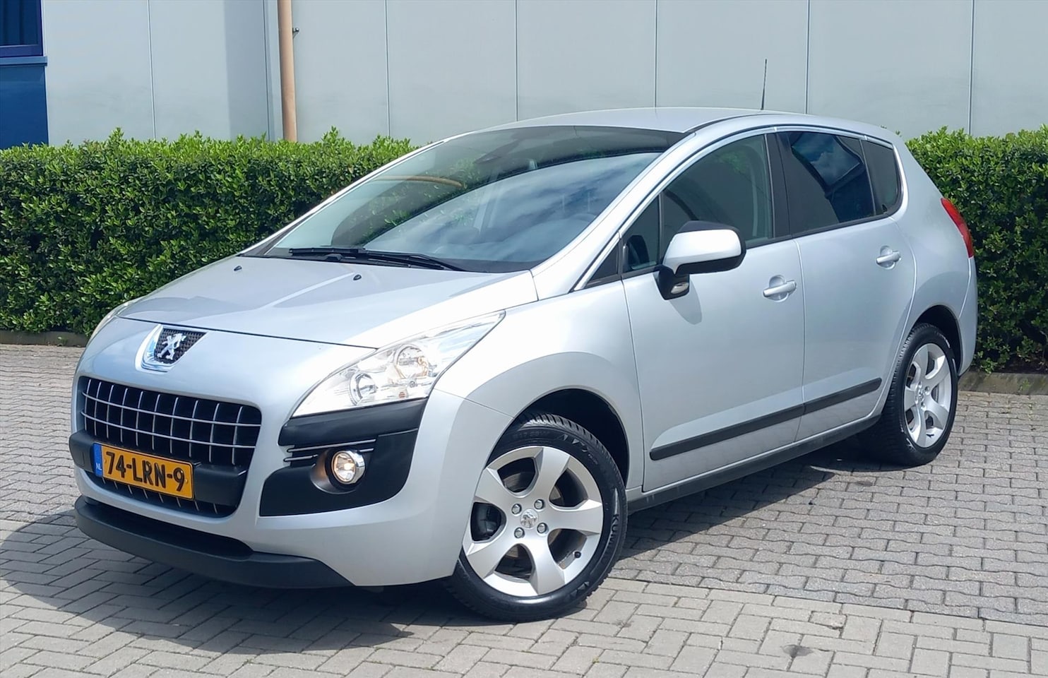 Peugeot 3008 - 1.6 16V VTi 120PK Bleu Lease Navigatie/Trekhaak - AutoWereld.nl