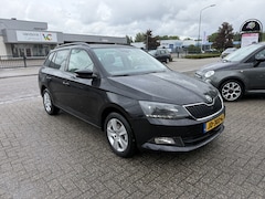 Skoda Fabia Combi - 1.2 TSI Panoramadak Navigatie LED Org. Nederlands