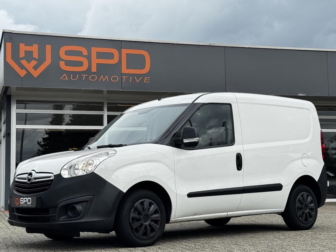 Opel Combo - 1.3 CDTi L1H1 Sport|NAP|Trekhaak|Airco| - AutoWereld.nl