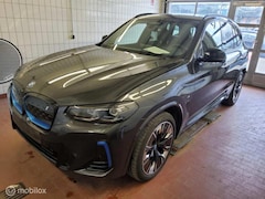 BMW iX3 - M Sport aut Voll IX3 M SPORT IMPRESSIVE VOL
