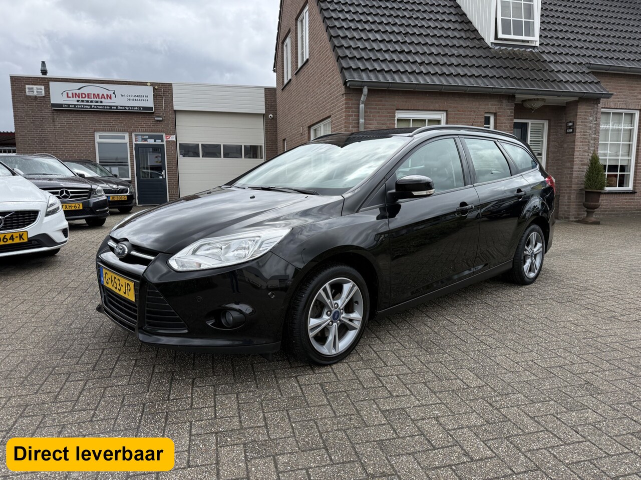 Ford Focus Wagon - 1.0 EcoBoost Titanium Navigatie Cruisecontr. - AutoWereld.nl