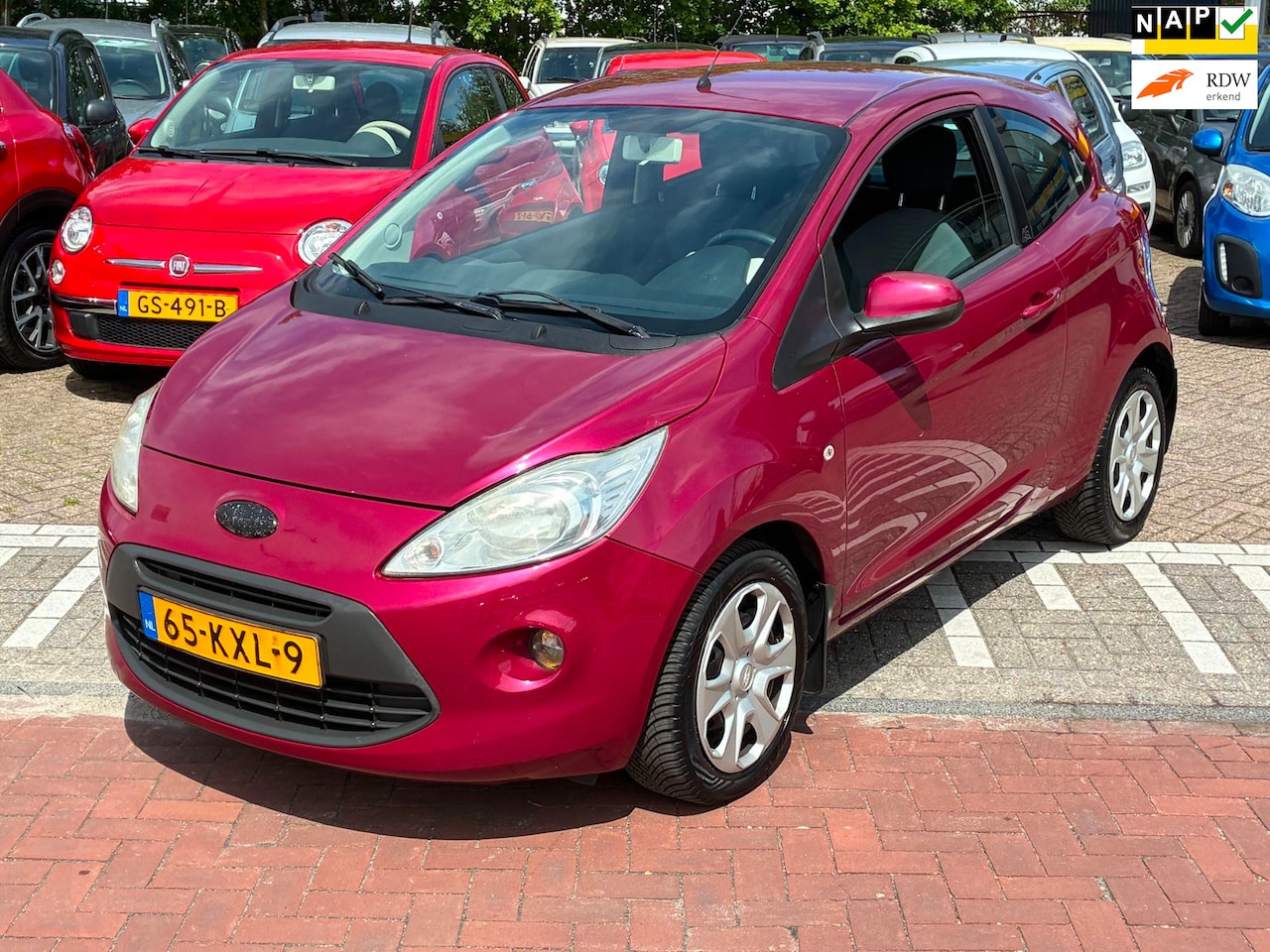 Ford Ka - 1.2 Titanium / NW APK/ NW REMMEN/ALL SEASONBANDEN - AutoWereld.nl