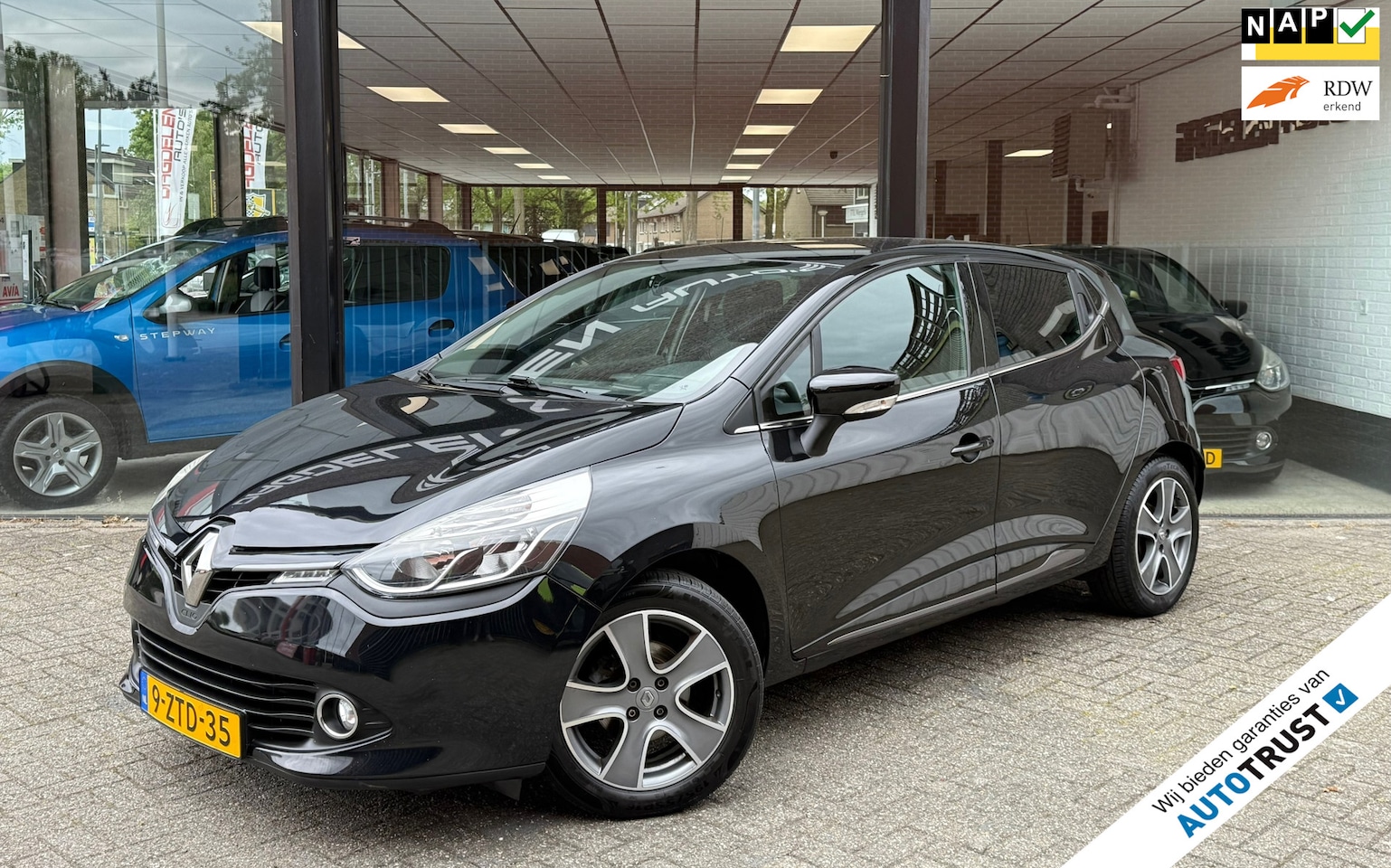 Renault Clio - 0.9 TCe 90pk Night&Day AIRCO | CRUISE | NAVI | NAP - AutoWereld.nl