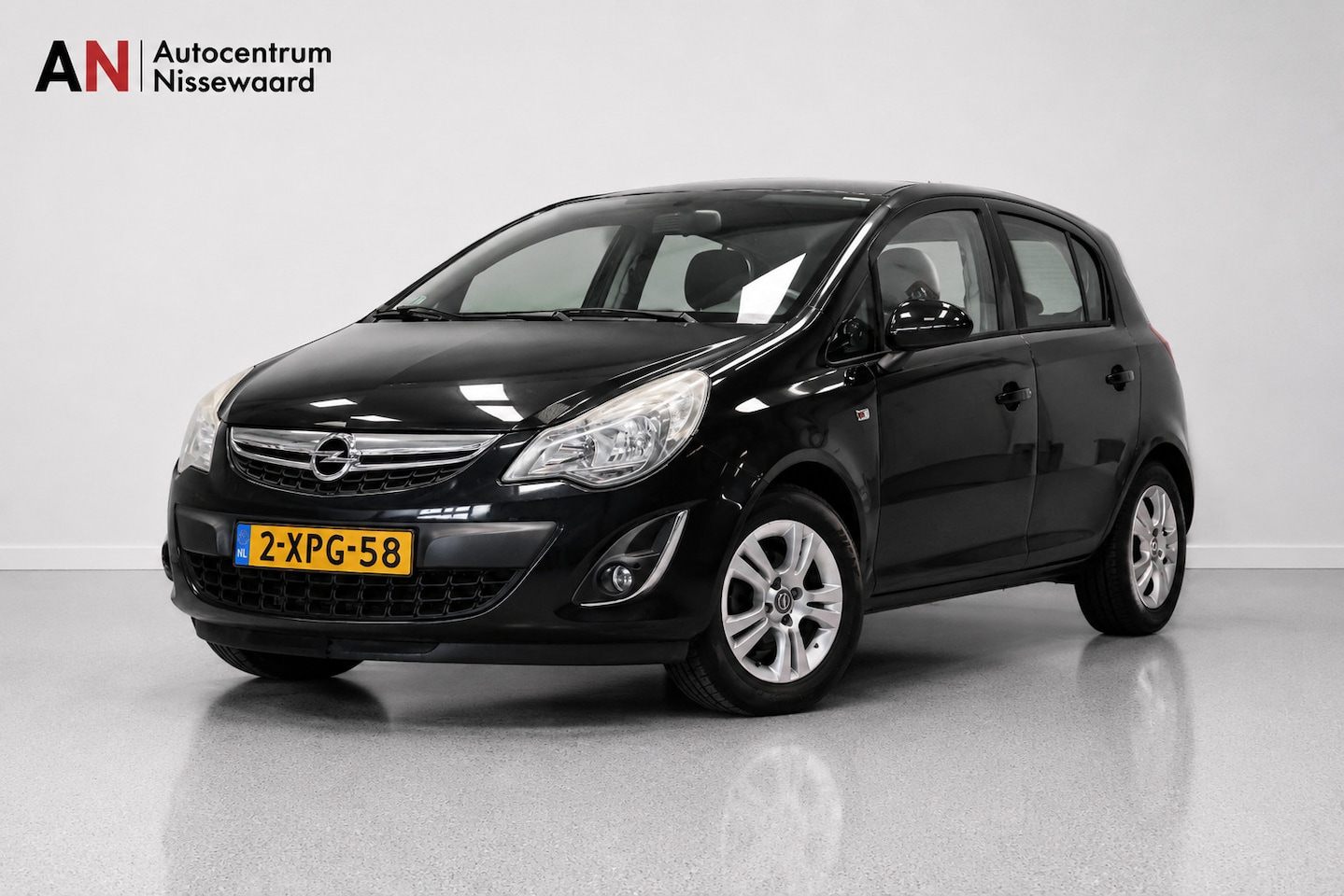 Opel Corsa - 1.4 16V Business+ |Navi|Stoel-stuur verwarming - AutoWereld.nl