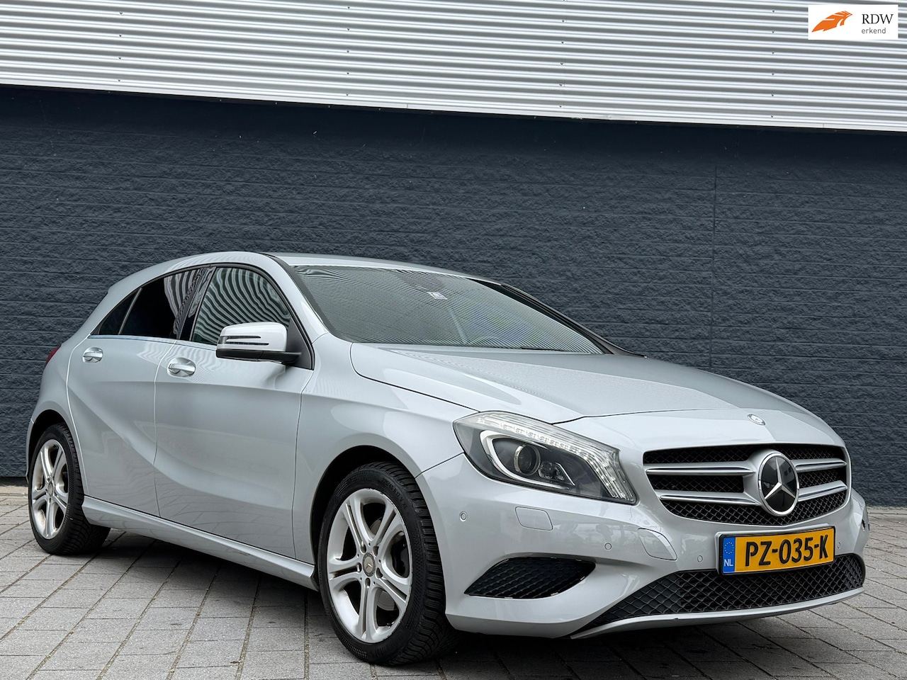 Mercedes-Benz A-klasse - 180 Ambition LED/NETTE STAAT - AutoWereld.nl