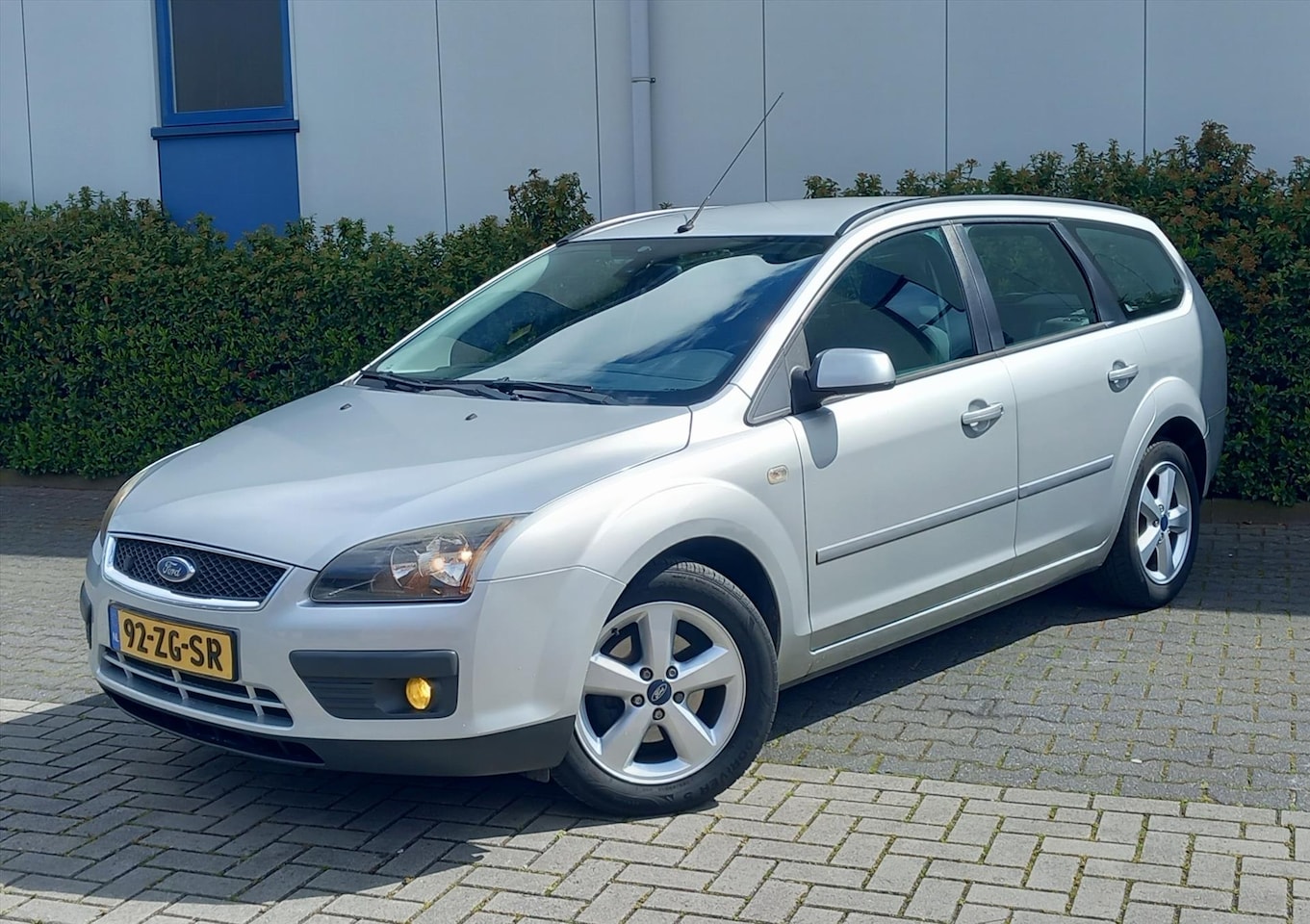 Ford Focus Wagon - 1.8 92KW Ambiente Aico/Trekhaak - AutoWereld.nl