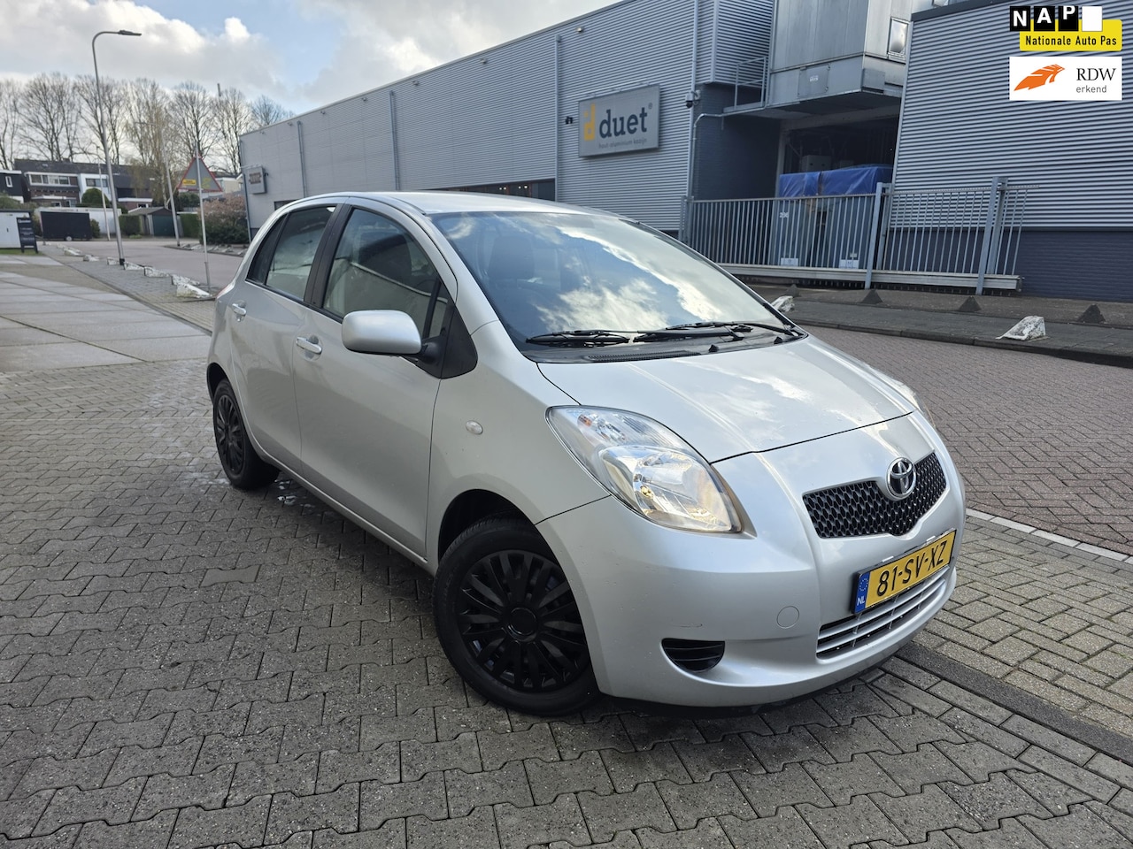 Toyota Yaris - 1.3 VVTi Sol MMT AUTOMAAT NEW APK 5 DR - AutoWereld.nl