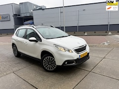 Peugeot 2008 - 1.2 PureTech Active GLAS DAK 5 Dr NAVI 64000 NAP