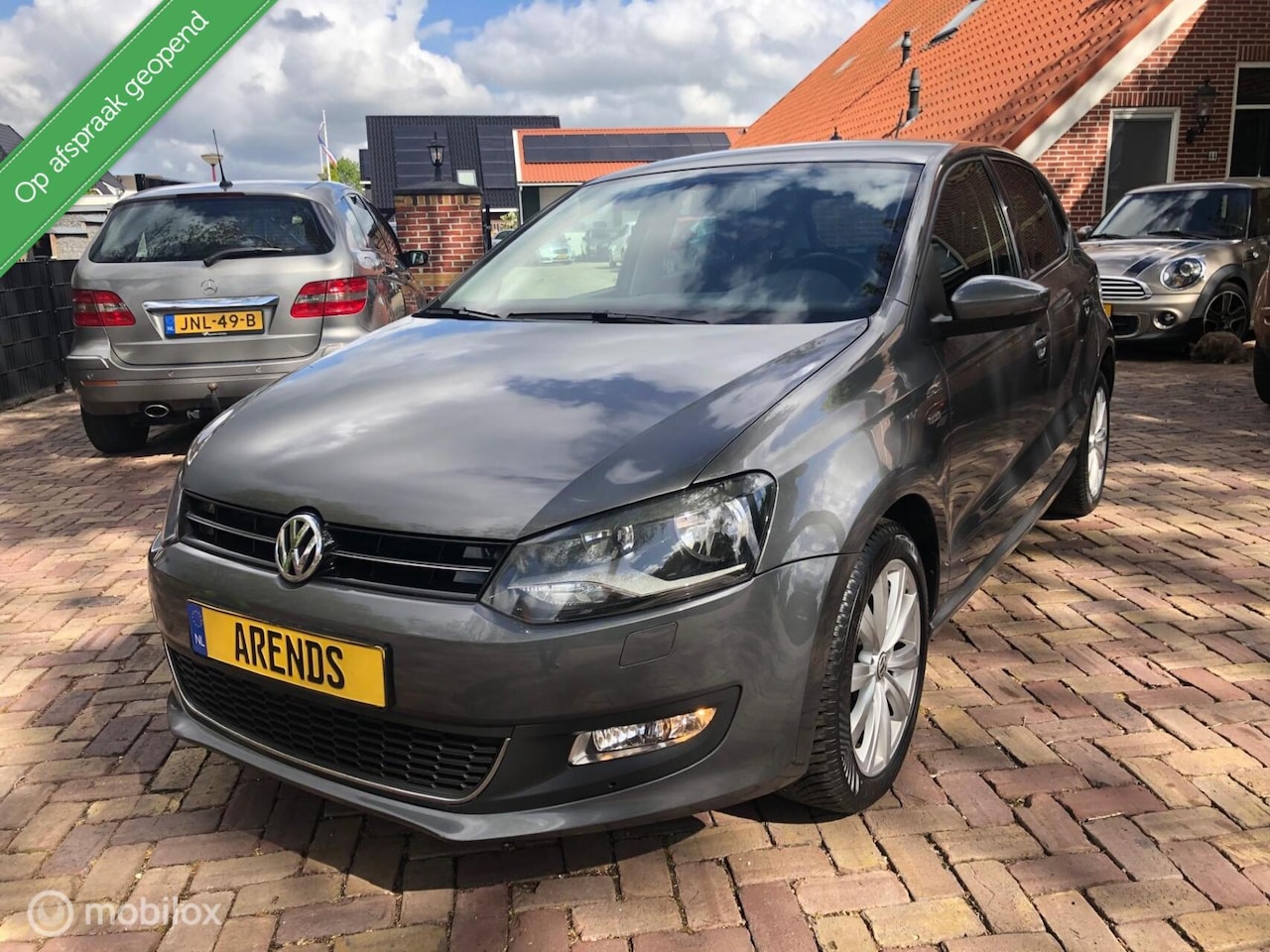 Volkswagen Polo - 1.2 Life Cruise Airco Stoelverwarming - AutoWereld.nl