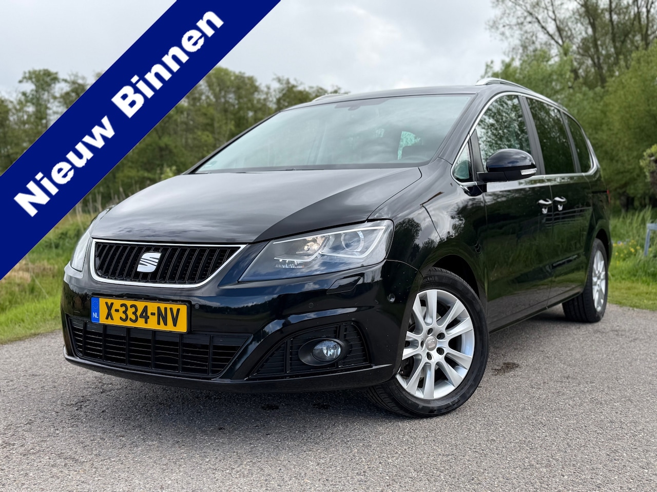 SEAT Alhambra - 1.4 TSI Reference 7persoons / Automaat / Perfect onderhouden / Camera / Panorama dak / Sto - AutoWereld.nl