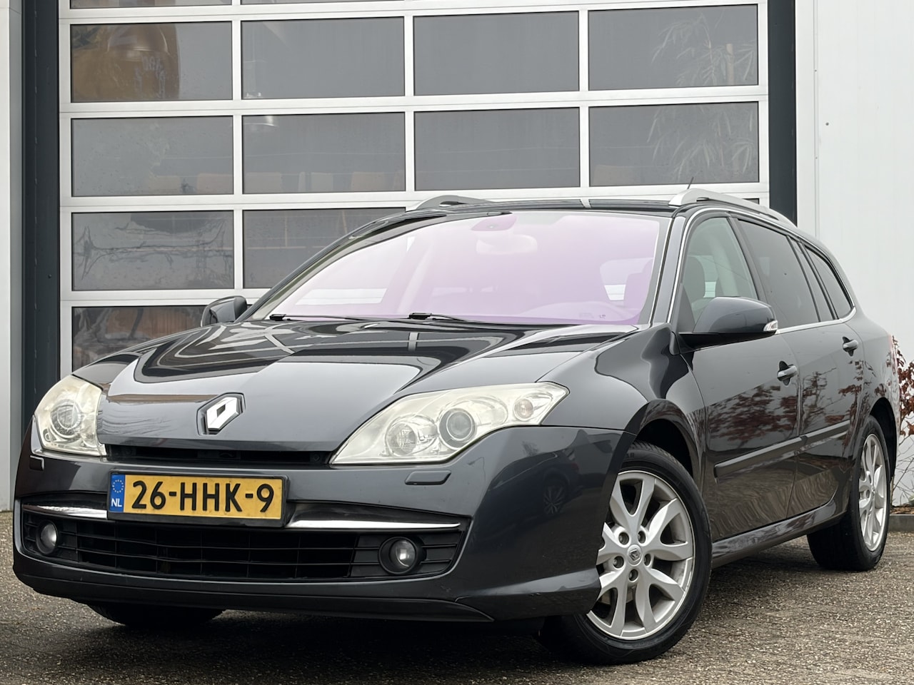 Renault Laguna Estate - 2.0 16V Dynamque 140pk | Airco automatisch | Audio-navigatie + cd-wisselaar | Cruise contr - AutoWereld.nl