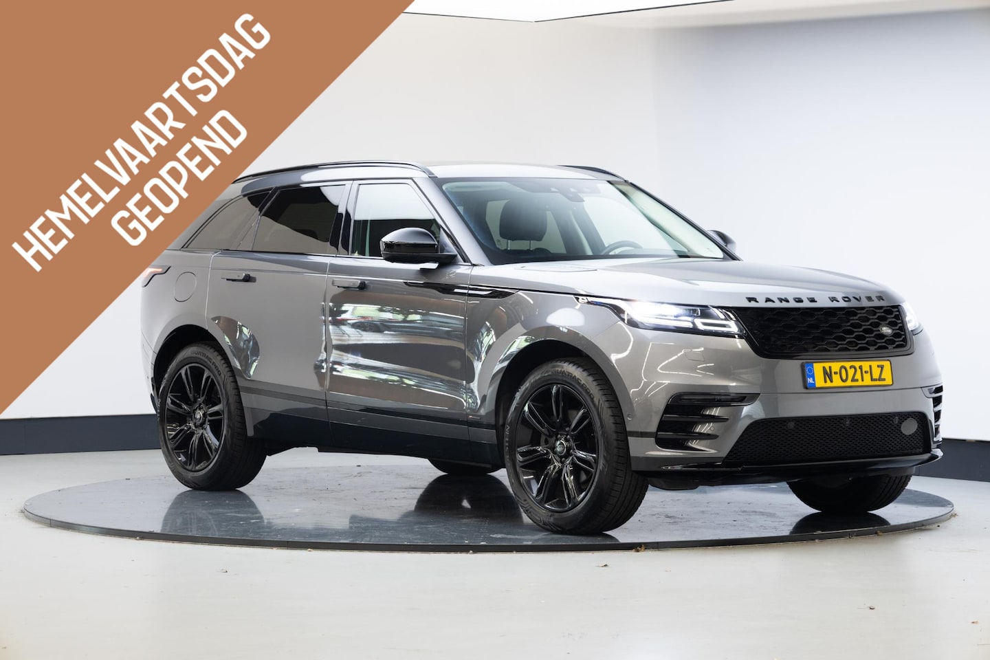 Land Rover Range Rover Velar - 2.0 P250 Turbo AWD R-Dynamic S | Black Pack | 20 inch | 360 camera | Trekhaak | - AutoWereld.nl