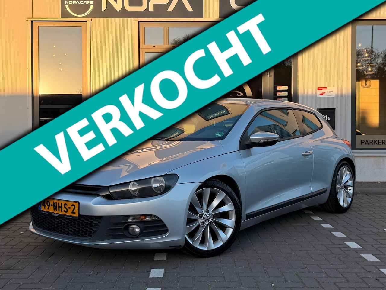 Volkswagen Scirocco - 2.0 TSI|Pdc|Stoelverwarming - AutoWereld.nl