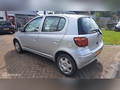 Toyota Yaris - 1.3 VVT-i Terra