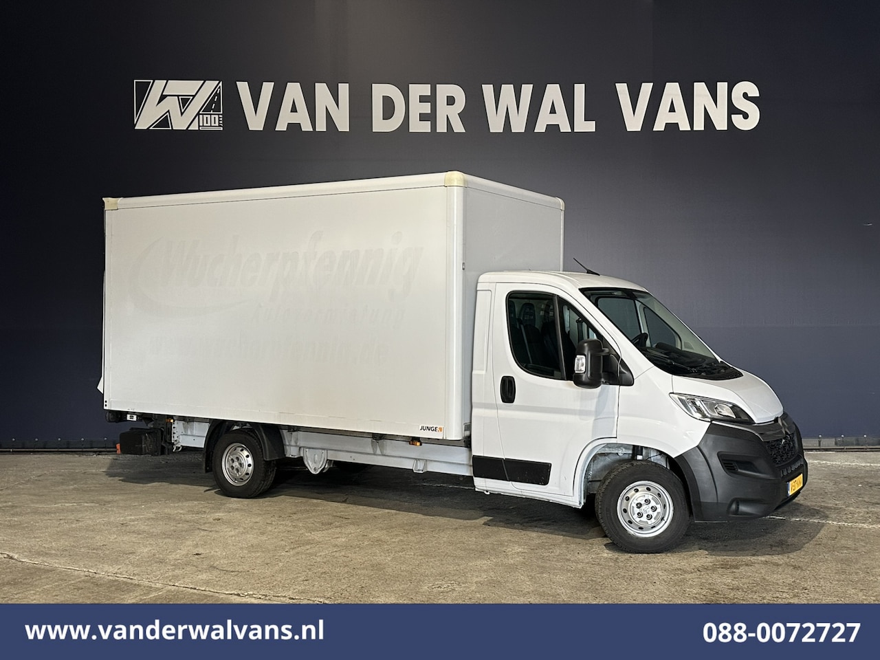 Citroën Jumper - 2.2 BlueHDi 141pk Bakwagen 436cm lang Laadklep 1115kg laadvermogen Euro6 Airco | Cruisecon - AutoWereld.nl