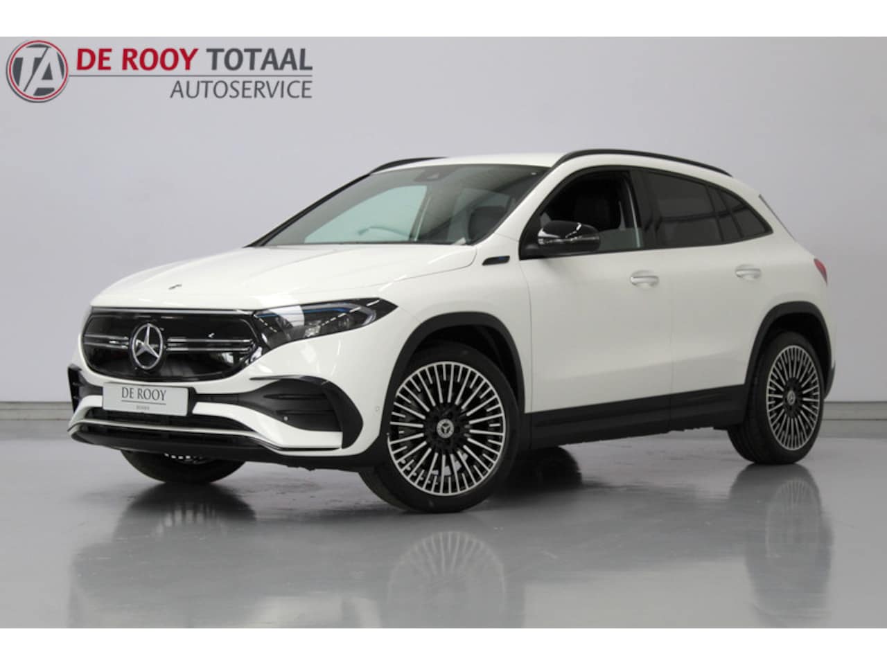 Mercedes-Benz EQA - 250+ AMG Line 67 kWh 250 AMG Line 67 kWh 191PK, RIJKLAAR | ALCANTARA/LEER | CAMERA | STOELVERWARMING | 20" LM-V - AutoWereld.nl