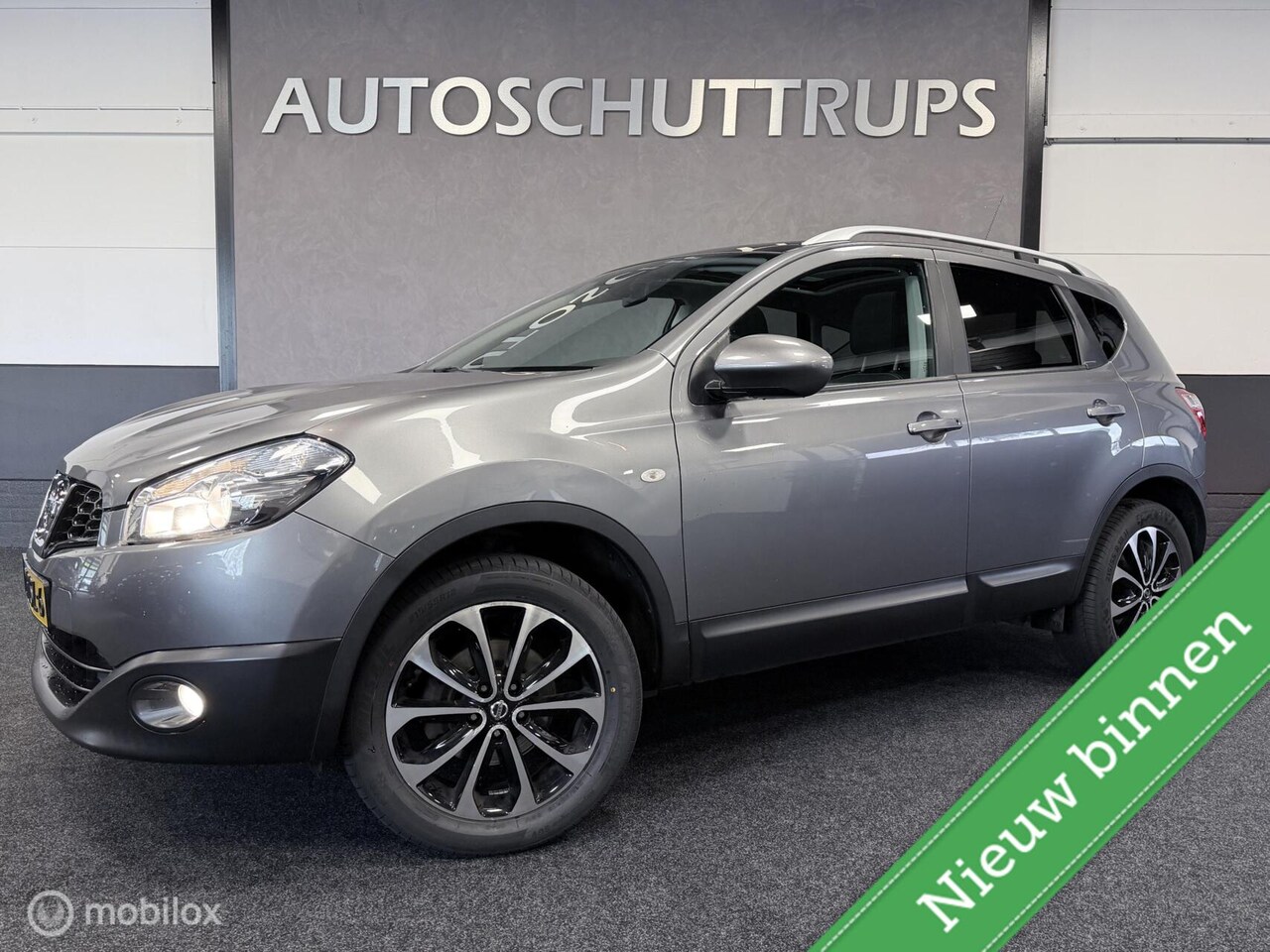 Nissan Qashqai - 1.6 Connect Edition PANO DAK / NAVIGATIE / TREKHAAK / CLIMATE CONTROL / CRUISE CONTROL - AutoWereld.nl